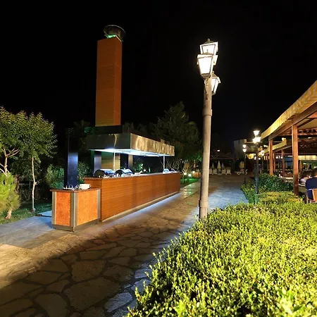 אתר נופש Gypsophila Village 5*