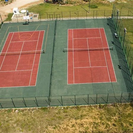 אתר נופש Gypsophila Village 5*