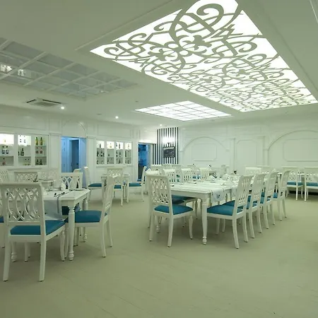 Gypsophila Village אתר נופש אלאניה